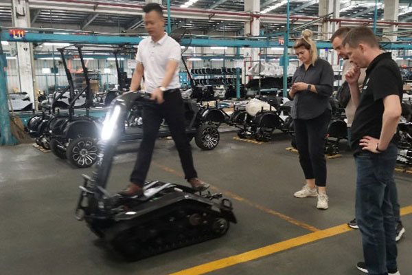 2024 SnowMobile ကုန်သည်မှအစီအစဉ် 2024 အစီအစဉ်