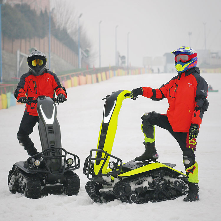 72V အစွမ်းထက် Multi Functional Electric Multi Purpose Snowmobile သည် နေရာတိုင်းအတွက် သင့်လျော်သည်။